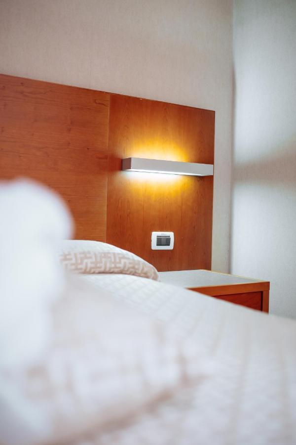 Hotel Amico Citta Sant'Angelo Dış mekan fotoğraf