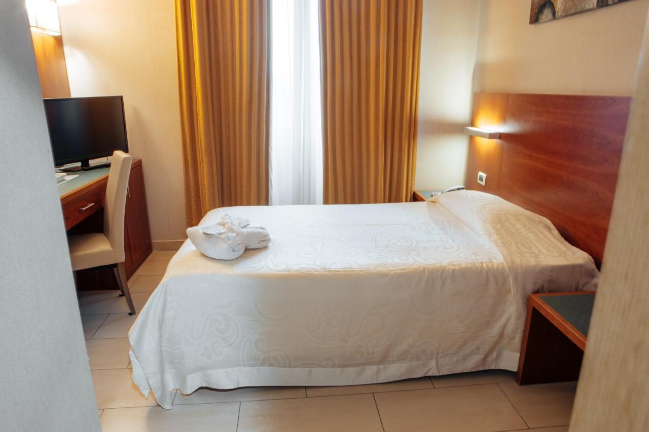 Hotel Amico Citta Sant'Angelo Dış mekan fotoğraf