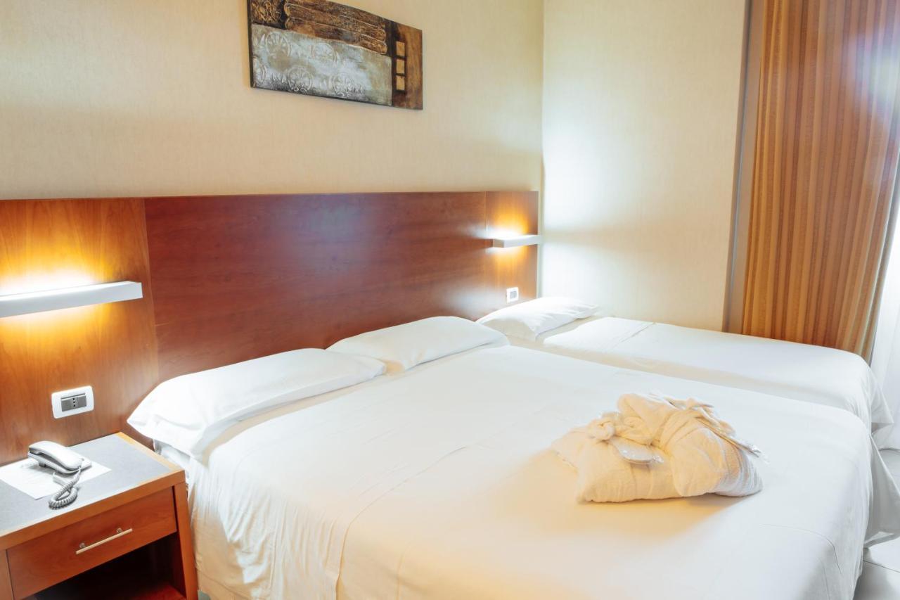 Hotel Amico Citta Sant'Angelo Dış mekan fotoğraf
