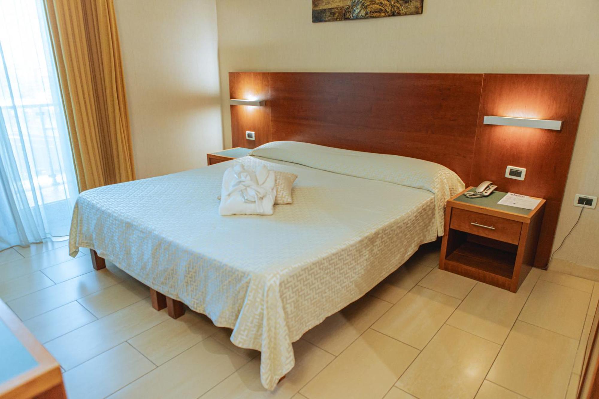 Hotel Amico Citta Sant'Angelo Dış mekan fotoğraf