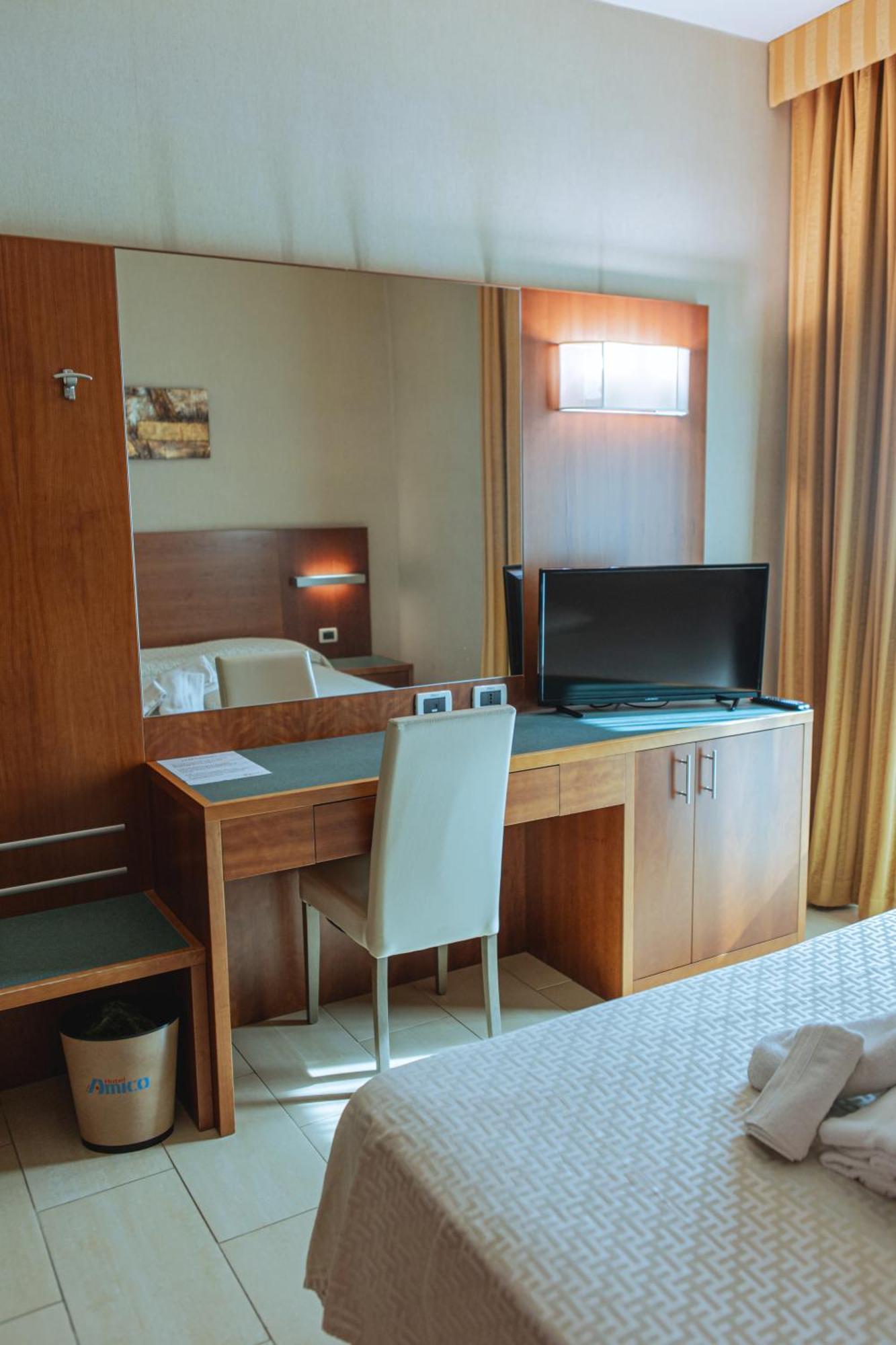Hotel Amico Citta Sant'Angelo Dış mekan fotoğraf
